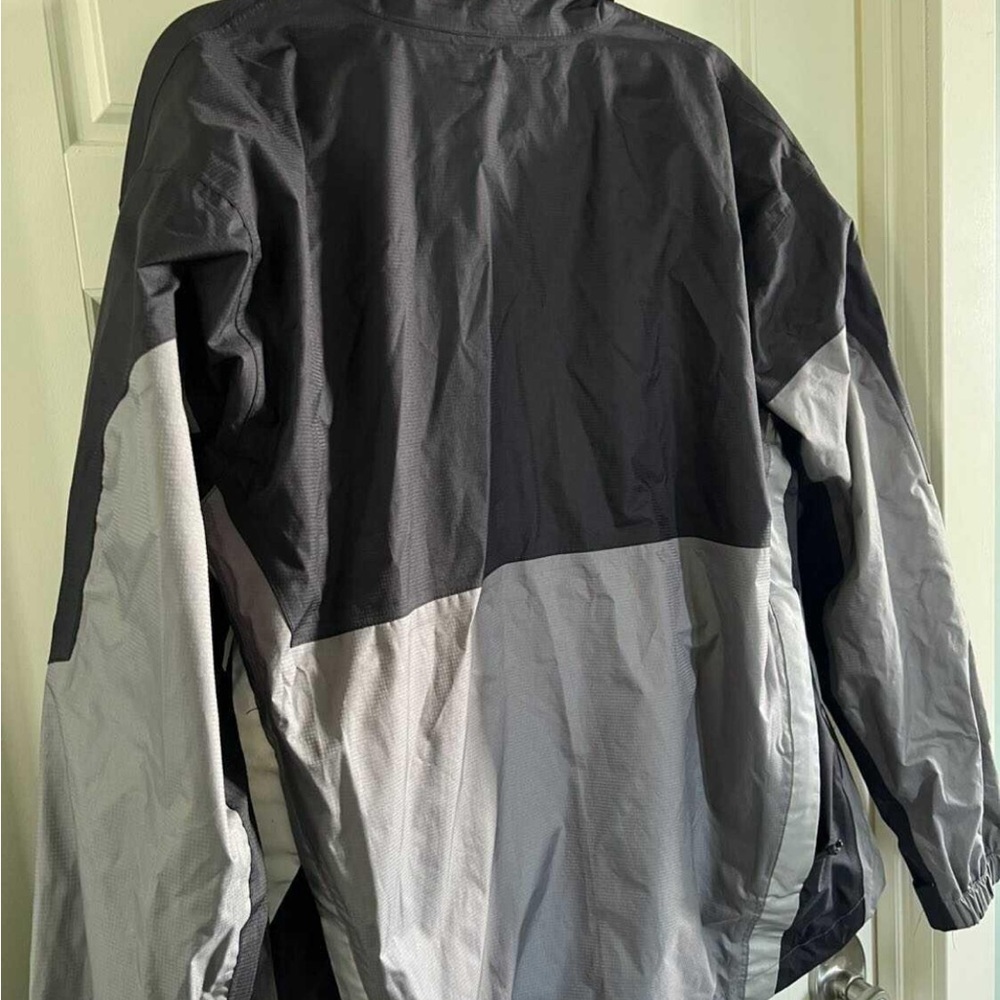 Fox Black and Gray Windbreaker Weather-Resistant Jacket - Picture 3 of 4